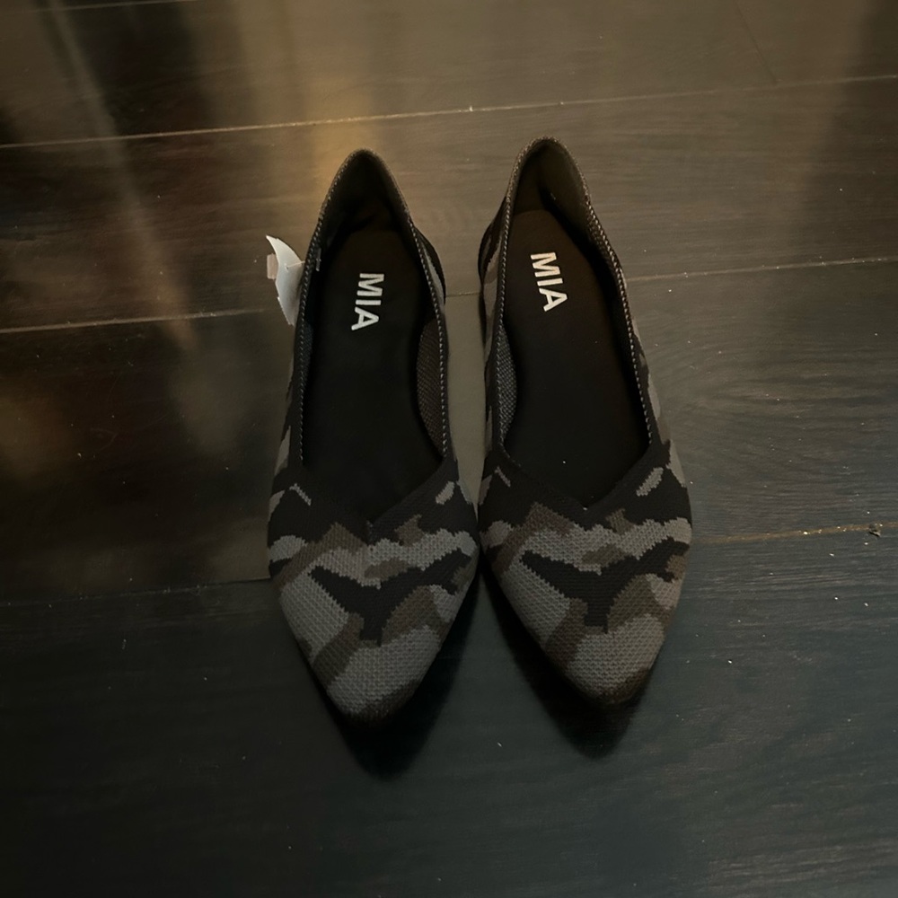 MIA Camouflage Flats